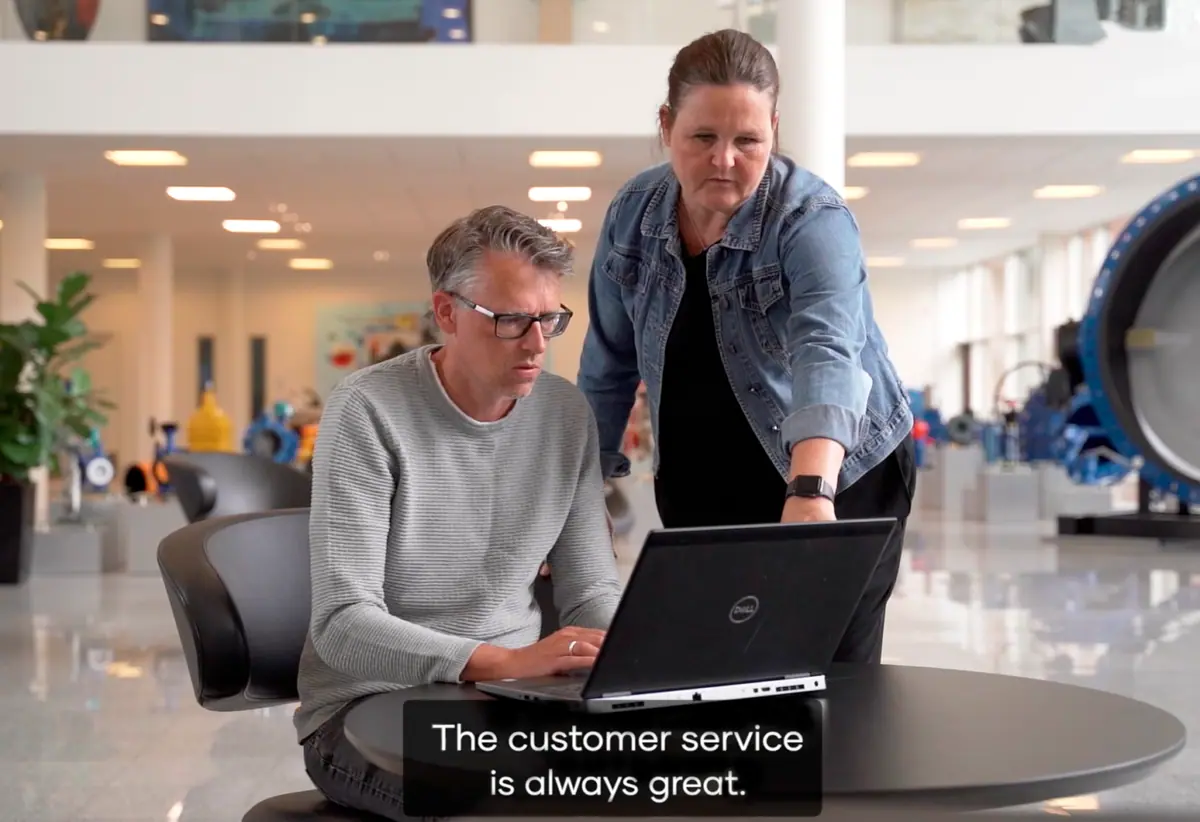 Download product data from PIM and DAM